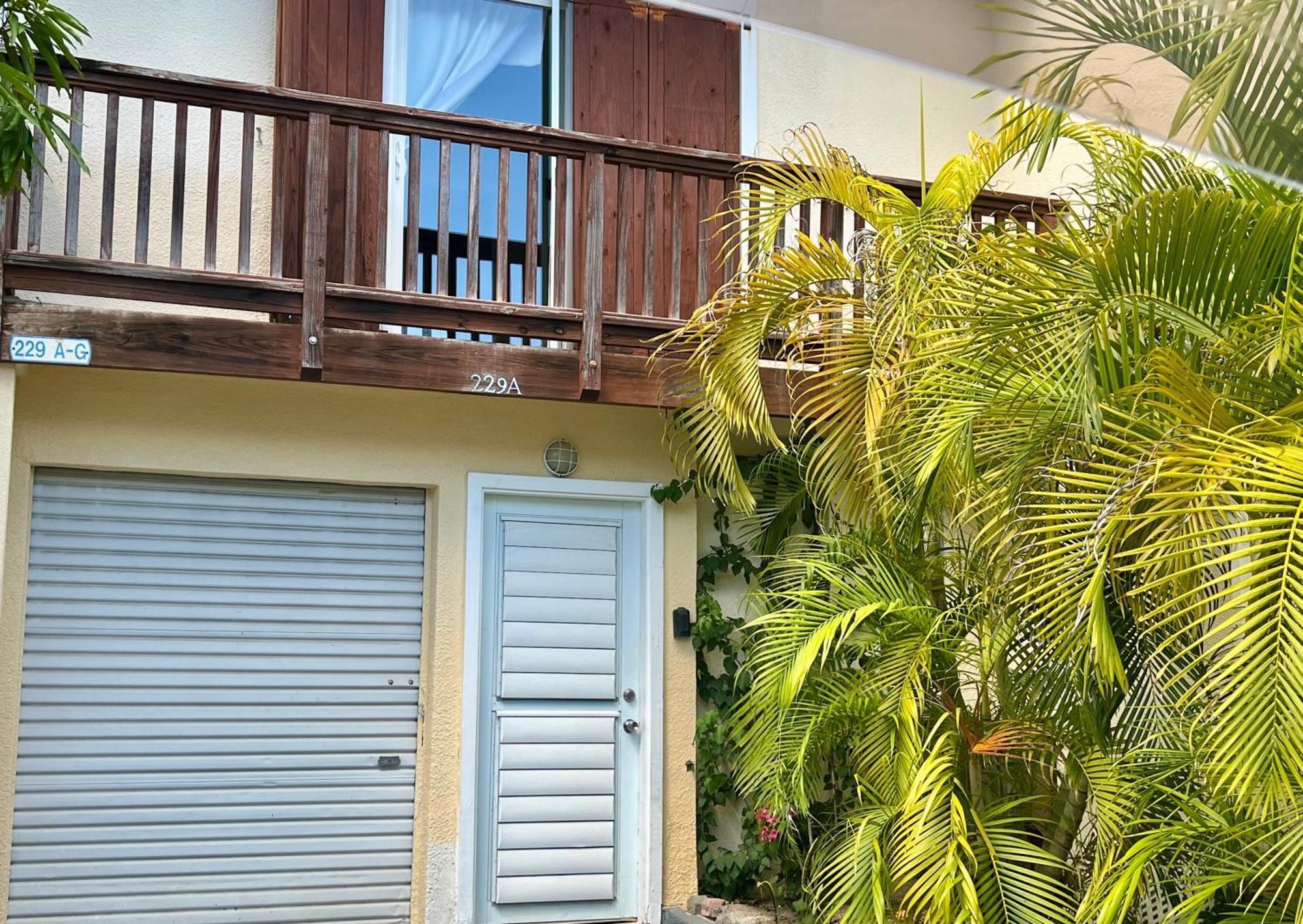 Antigua Chiama Italia Villas جولي هاربور المظهر الخارجي الصورة