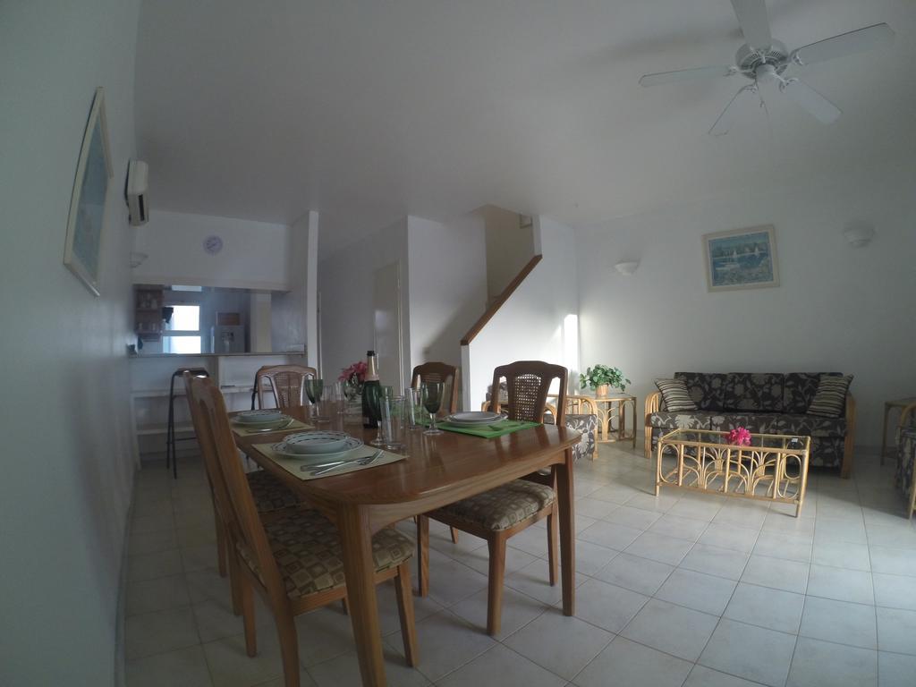 Antigua Chiama Italia Villas جولي هاربور المظهر الخارجي الصورة