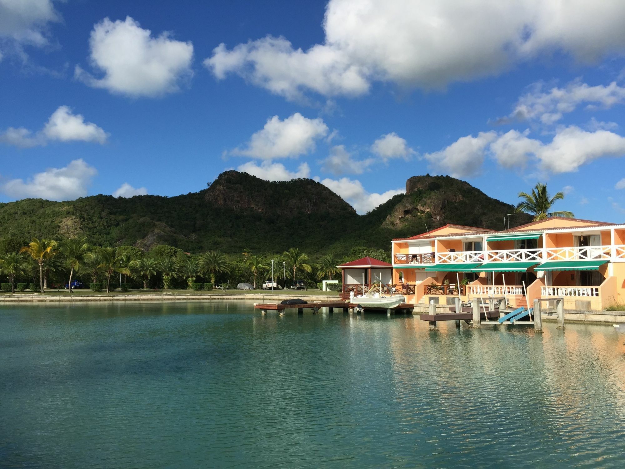 Antigua Chiama Italia Villas جولي هاربور المظهر الخارجي الصورة